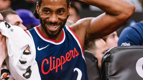 足球营销新风向：球星收益飞跃，多亏社交媒体与时尚巨擘联手